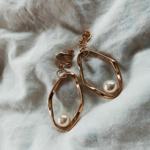 着物の魅力と買取市場の深層理解